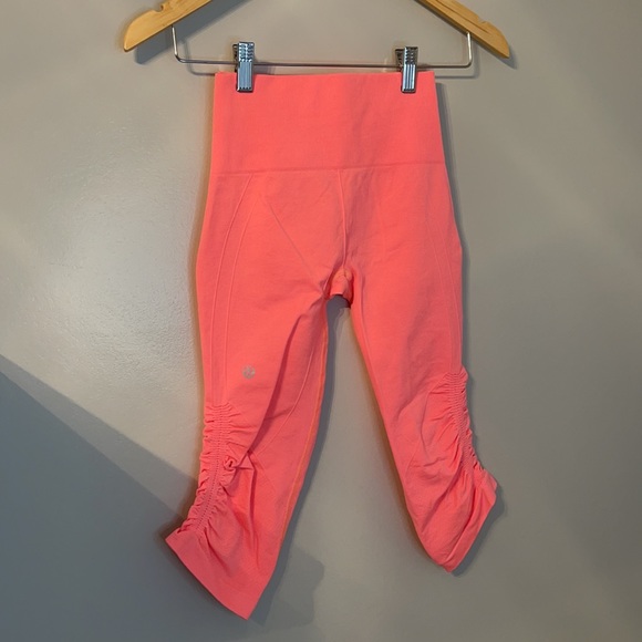 Lululemon Compression Leggings - Picture 5 of 6